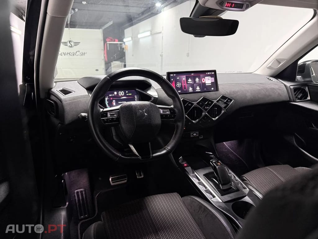 DS DS3 Crossback E-Tense Performance Line