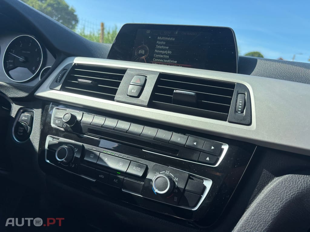 BMW 318 d Touring Line Sport Shadow Auto
