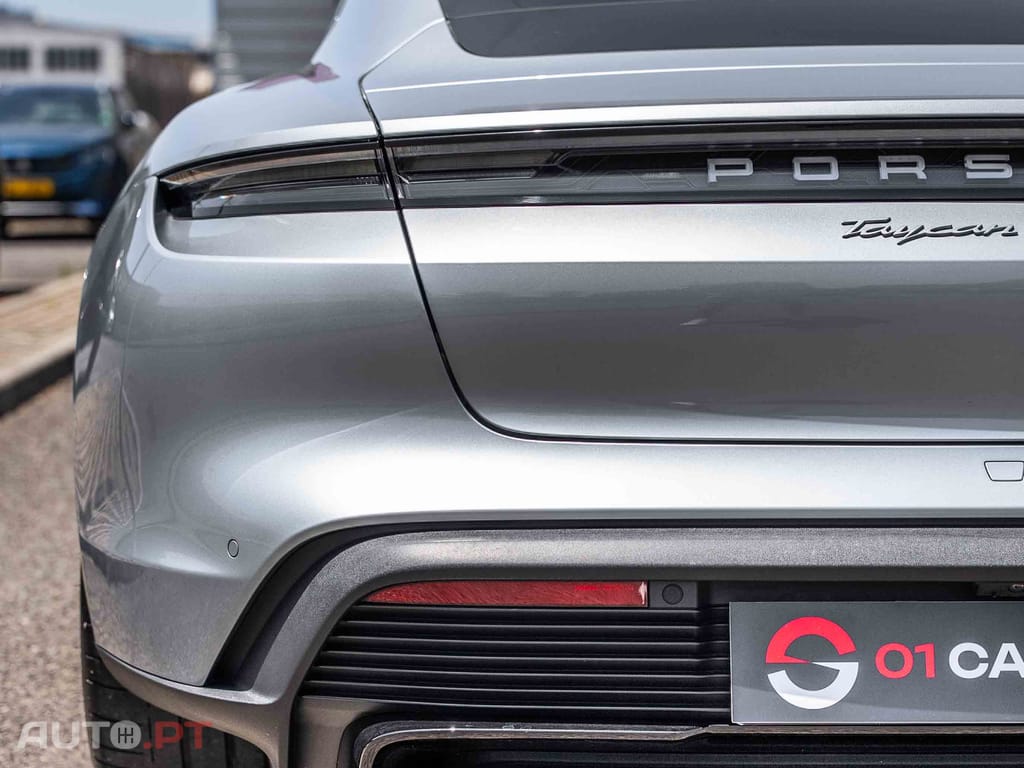 Porsche Taycan Turbo