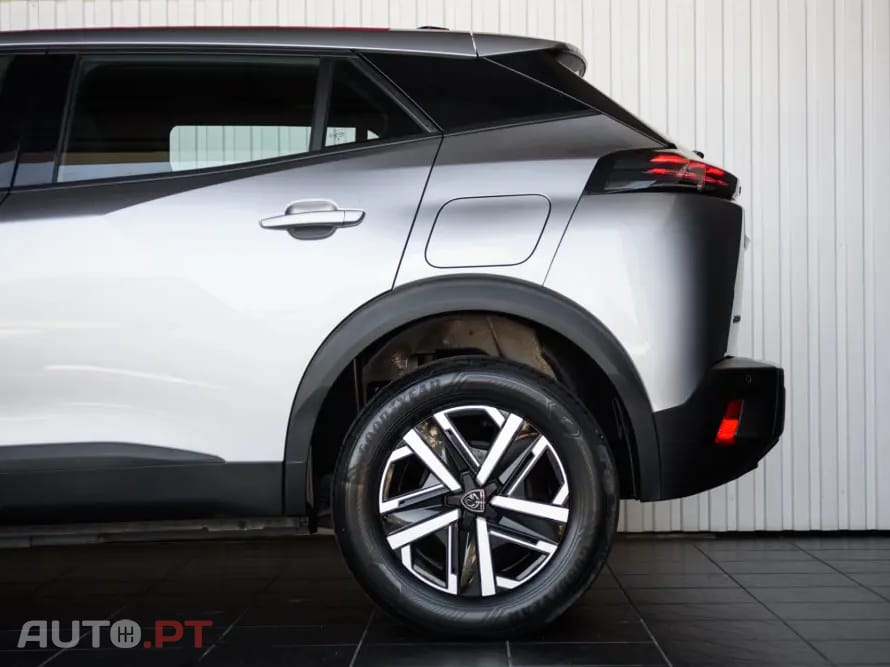Peugeot 2008 1.2 PureTech Active