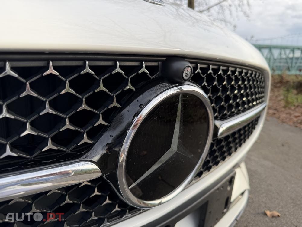 Mercedes-Benz C 300 e 9G-TRONIC AMG Line