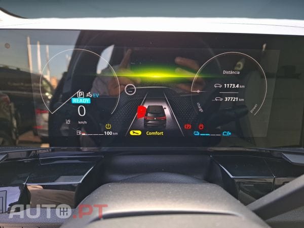 Renault Espace 1.2 E-Tech full hybrid 200cv iconic