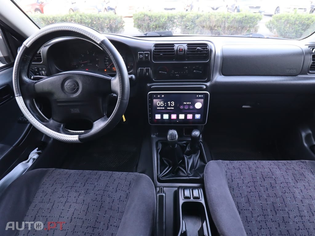 Opel Frontera 2.2 DTi Sport RS