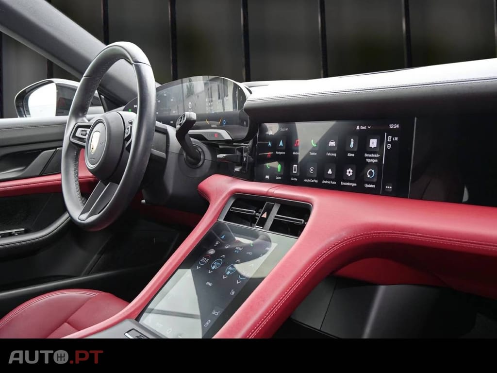 Porsche Taycan Bose