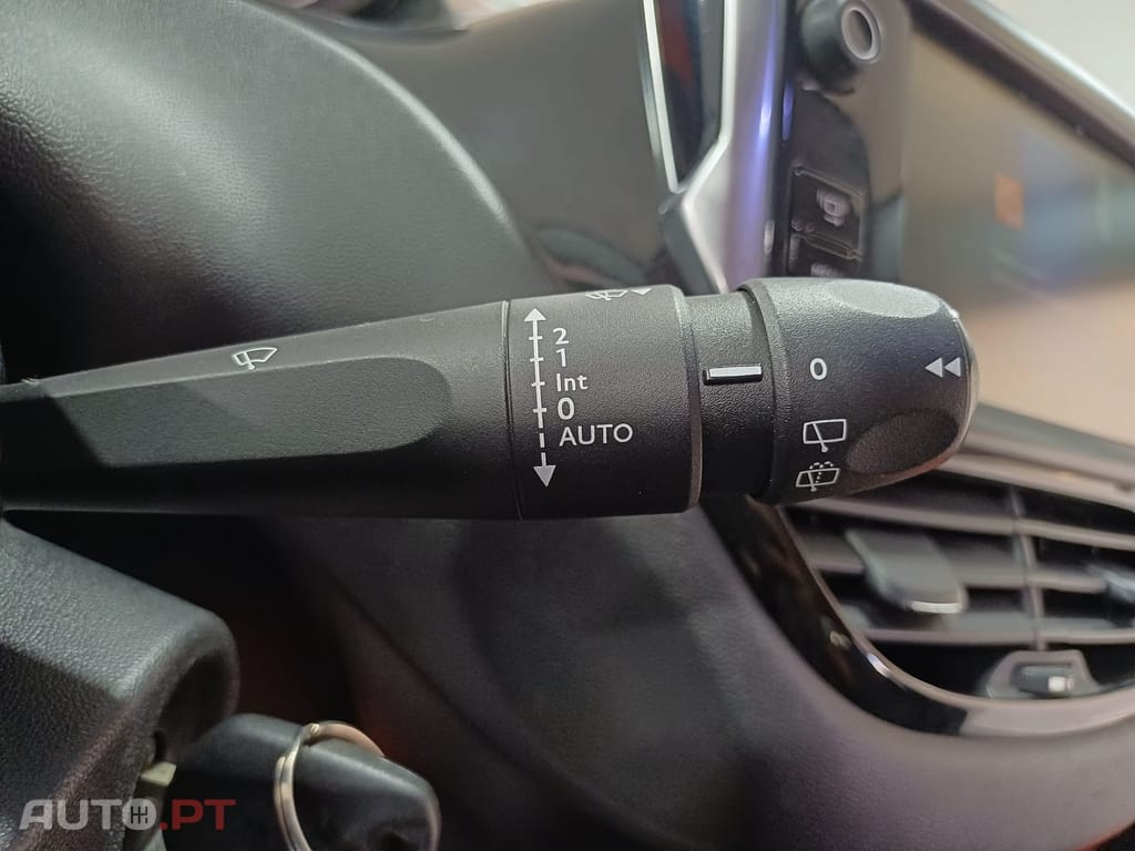 Peugeot 208 1.4 HDi Active