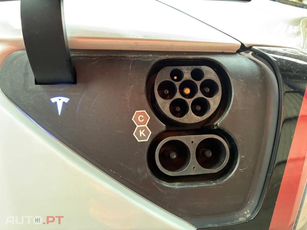 Tesla Model 3 Standard Range Plus RWD