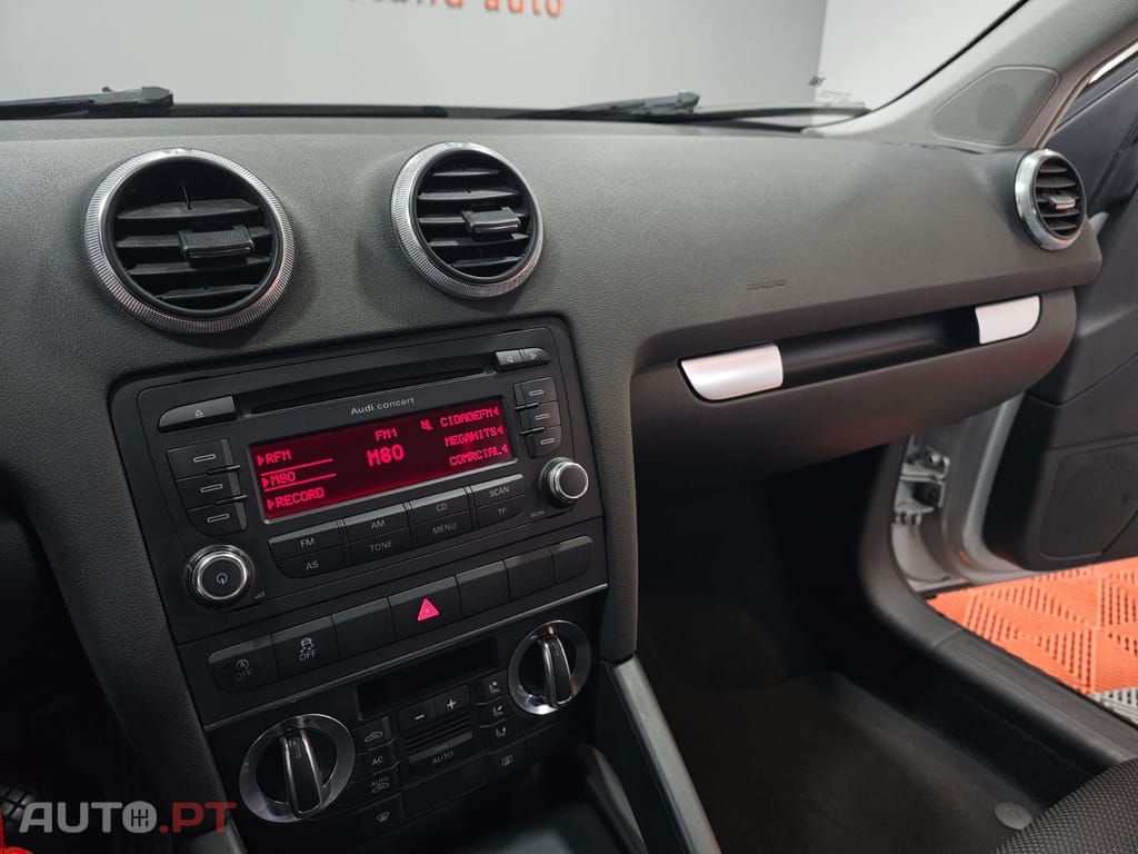 Audi A3 Sportback 1.6 TDi Attraction