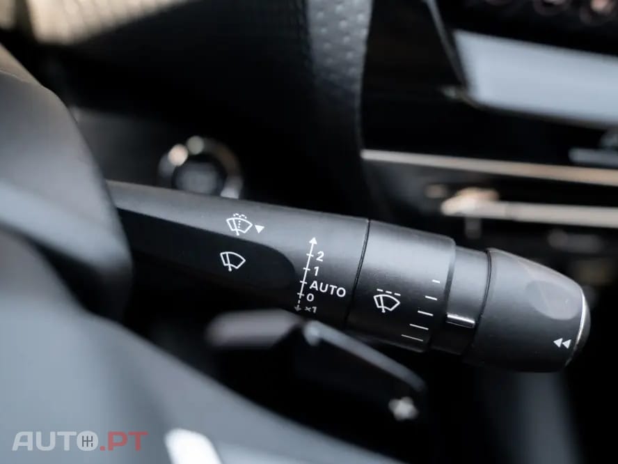 Citroen C5 X 1.6 Hybrid Plus e-EAT8