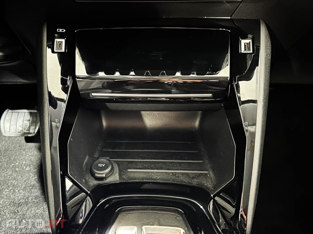 Peugeot E-208 50 kWh Allure Pack