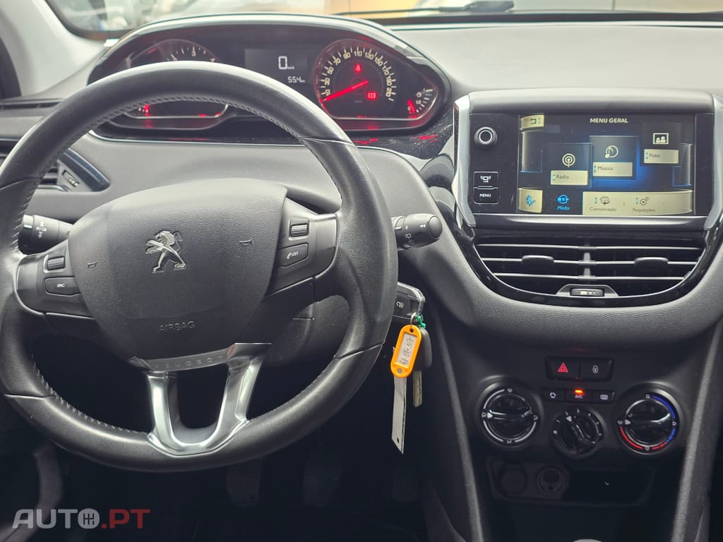 Peugeot 208 1.4 HDi Access