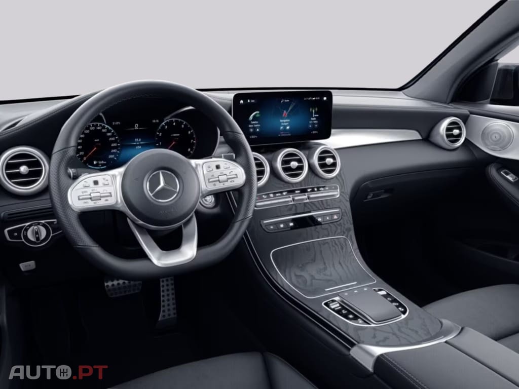 Mercedes-Benz GLC 300 de 4M Coupé AMG I.V.A DEDUTIVEL