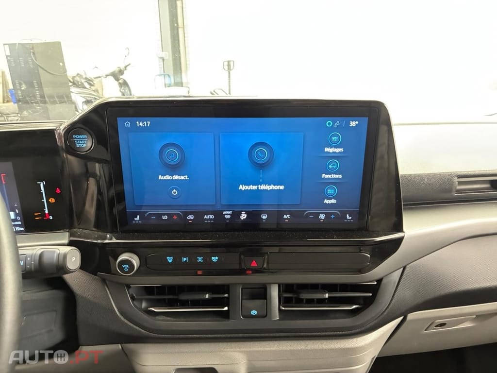 Ford Tourneo 2.0 EcoBlue L2H1 Titanium Aut.