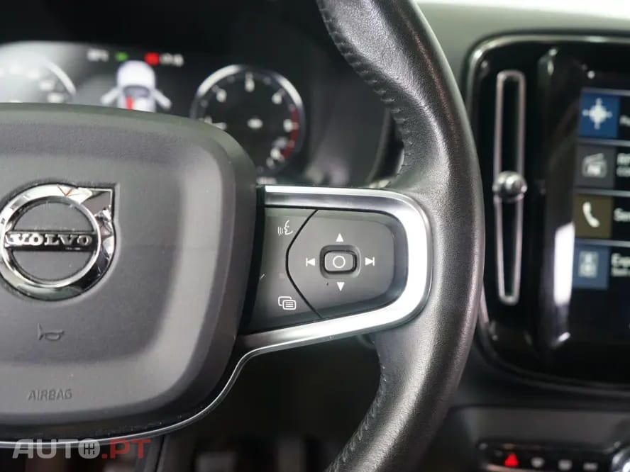 Volvo XC40 2.0 D3 Momentum