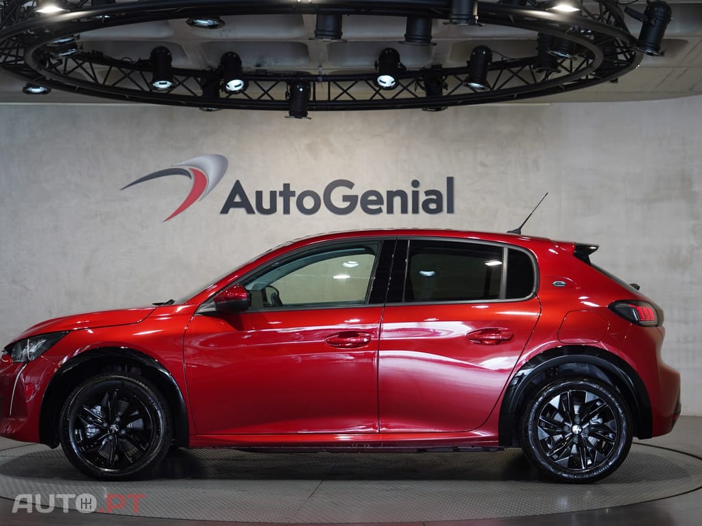 Peugeot E-208 50 kWh Allure