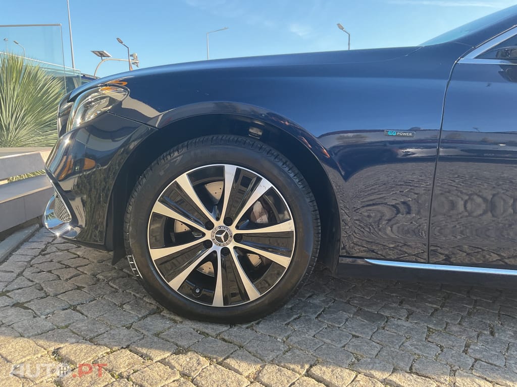 Mercedes-Benz E 300 de Avantgarde