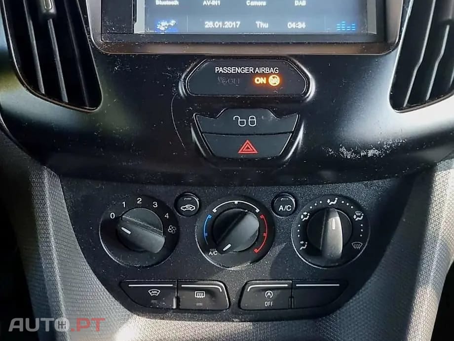 Ford Transit Connect L2 3 Lugares
