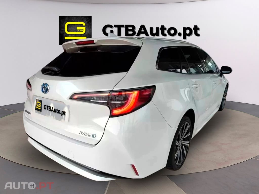 Toyota Corolla Touring Sports 1.8 Hybrid Comfort Sport
