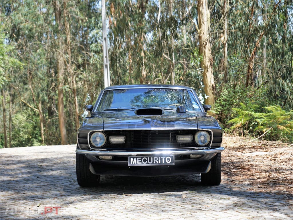 Ford Mustang Mach 1