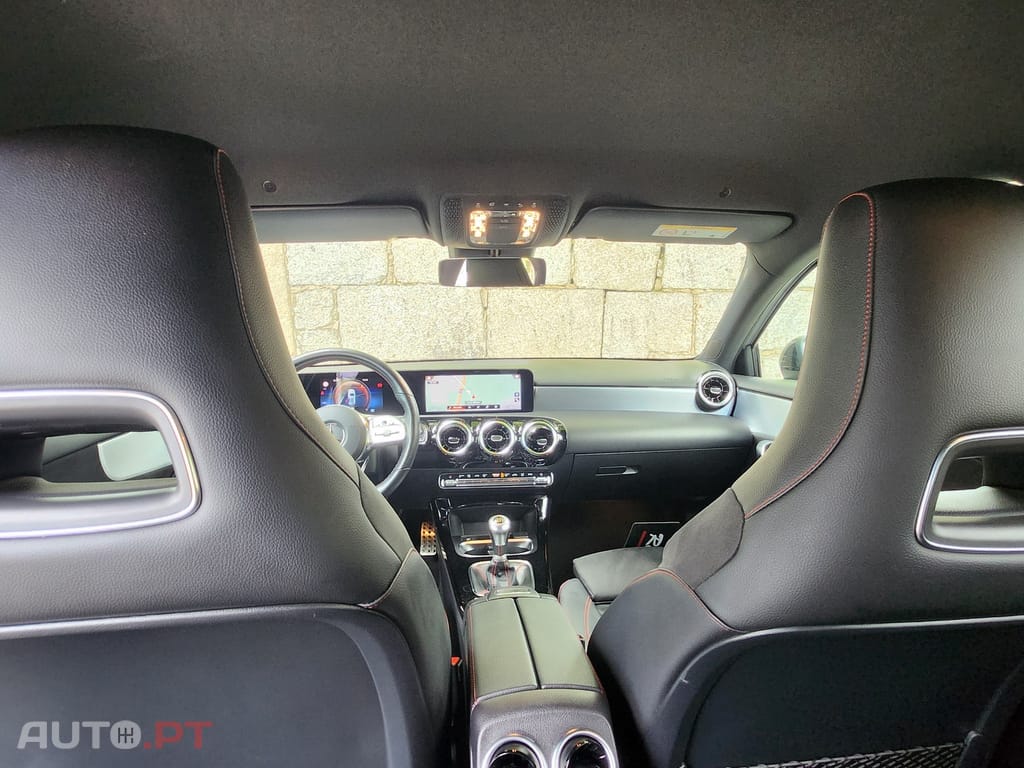 Mercedes-Benz A 180 d AMG Line