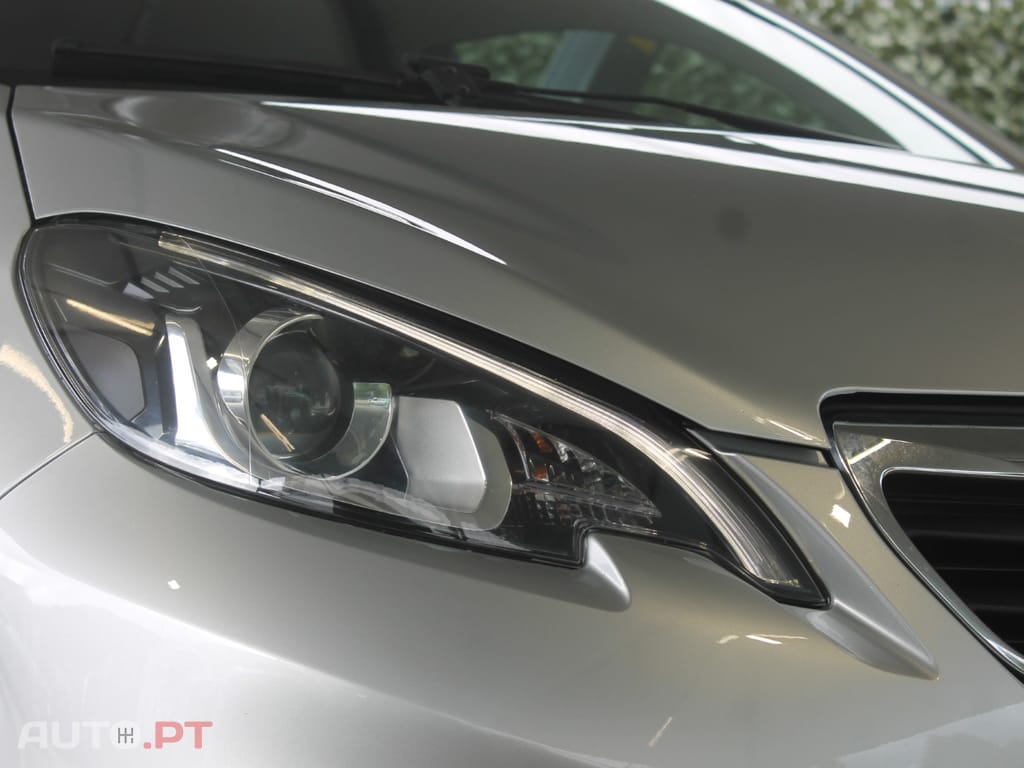 Peugeot 108 1.2 PureTech Allure