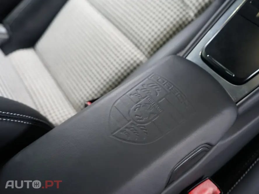 Porsche 911 Carrera 2 PDK