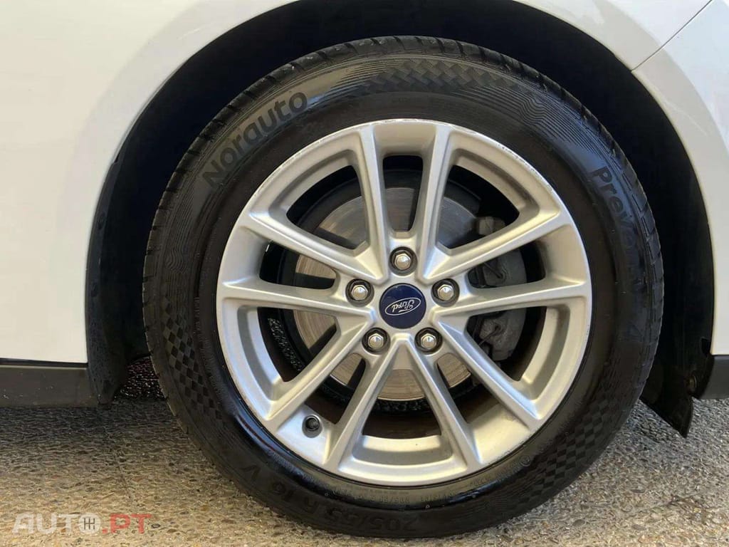 Ford Focus 1.5 TDCi EcoBlue ST-Line