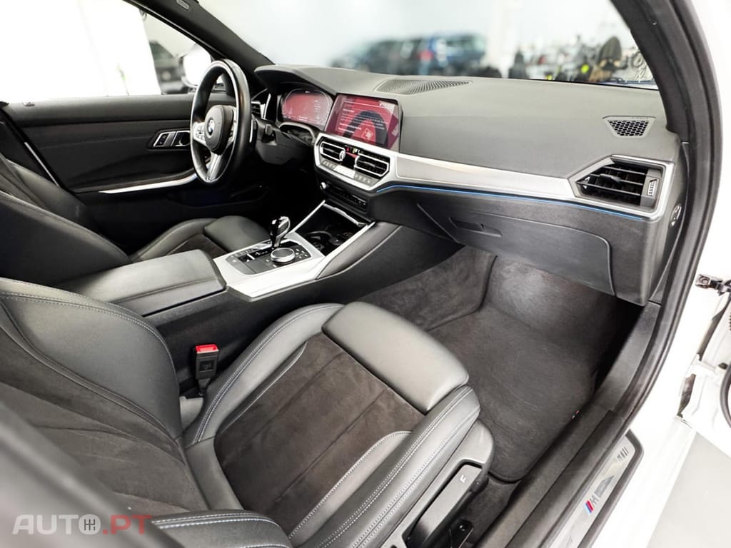 BMW 320 e Touring xDrive Auto Sport