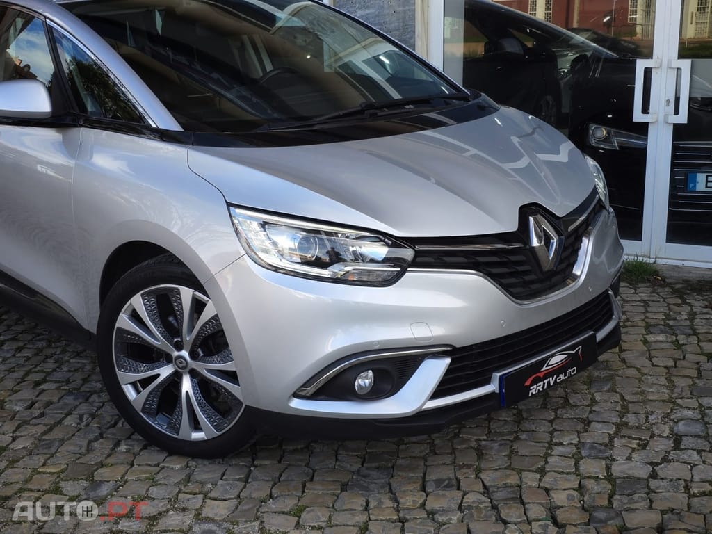 Renault Grand Scénic dCi 110 FAP EDC Dynamique