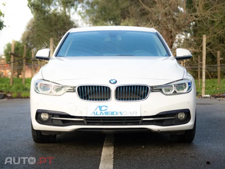 BMW 330 e iPerformance Line Luxury