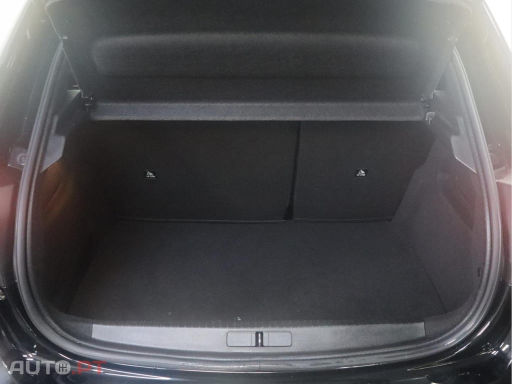 Peugeot 208 Active Versão Eléctrica