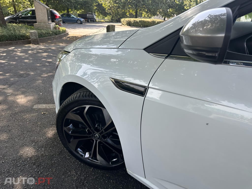 Renault Mégane 1.2 TCe GT Line EDC J18