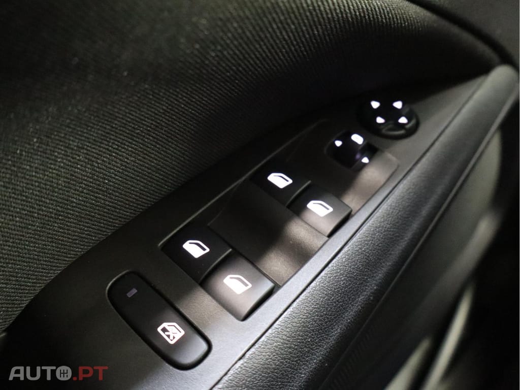 Opel Crossland X 1.2T 110cv S/S Innovation