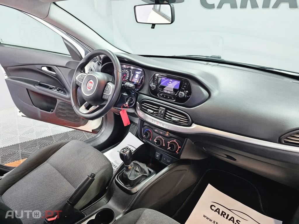 Fiat Tipo 1.3 M-Jet Lounge