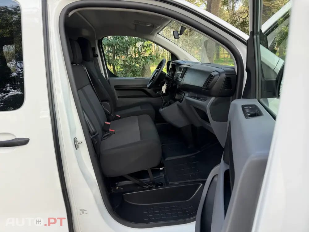 Peugeot Expert 1.5 BlueHDi L2H1 Semi-Vidrado