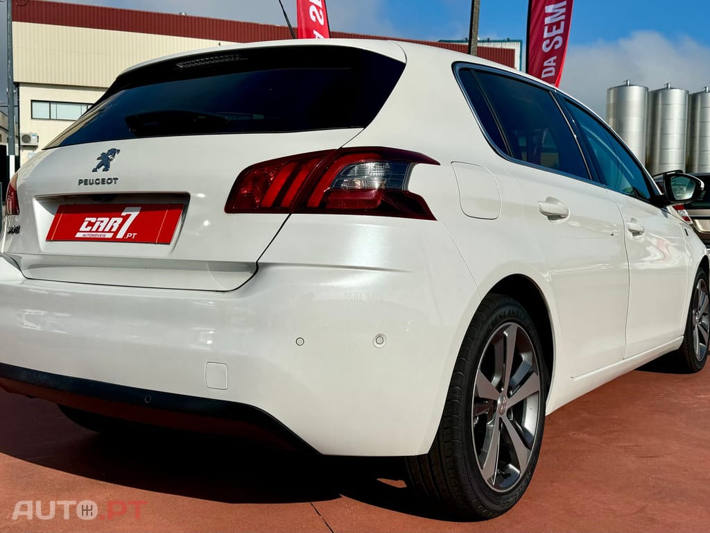 Peugeot 308 PureTech 130 GPF Stop & Start Tech Edition