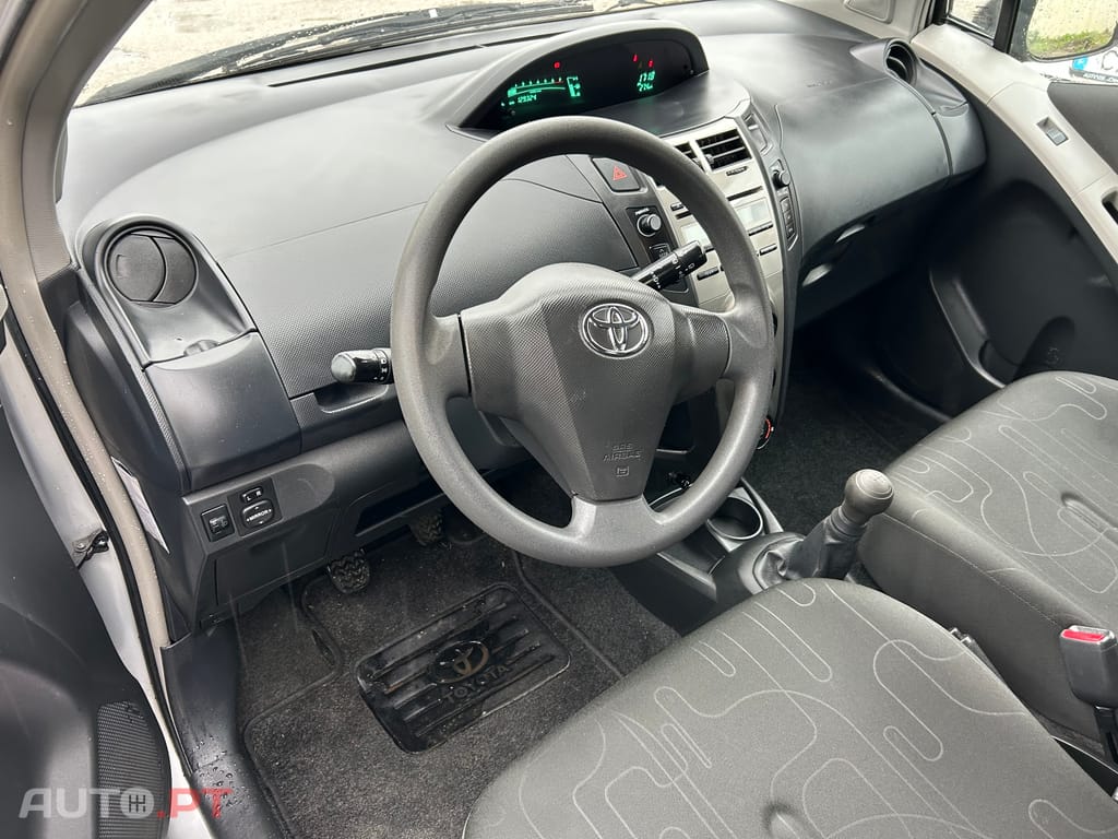 Toyota Yaris Vvt-I C