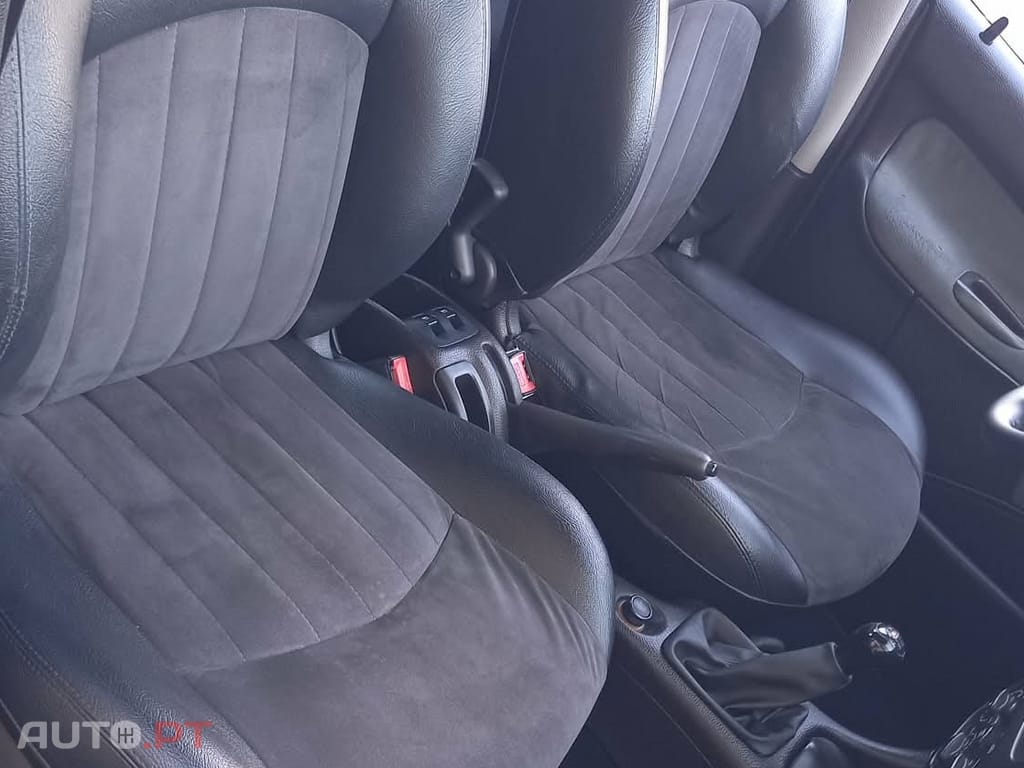 Peugeot 206 2.0HDI 90cv 5lugares AC