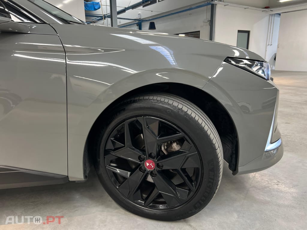 DS DS4 4 1.2 PureTech Performance Line EAT8