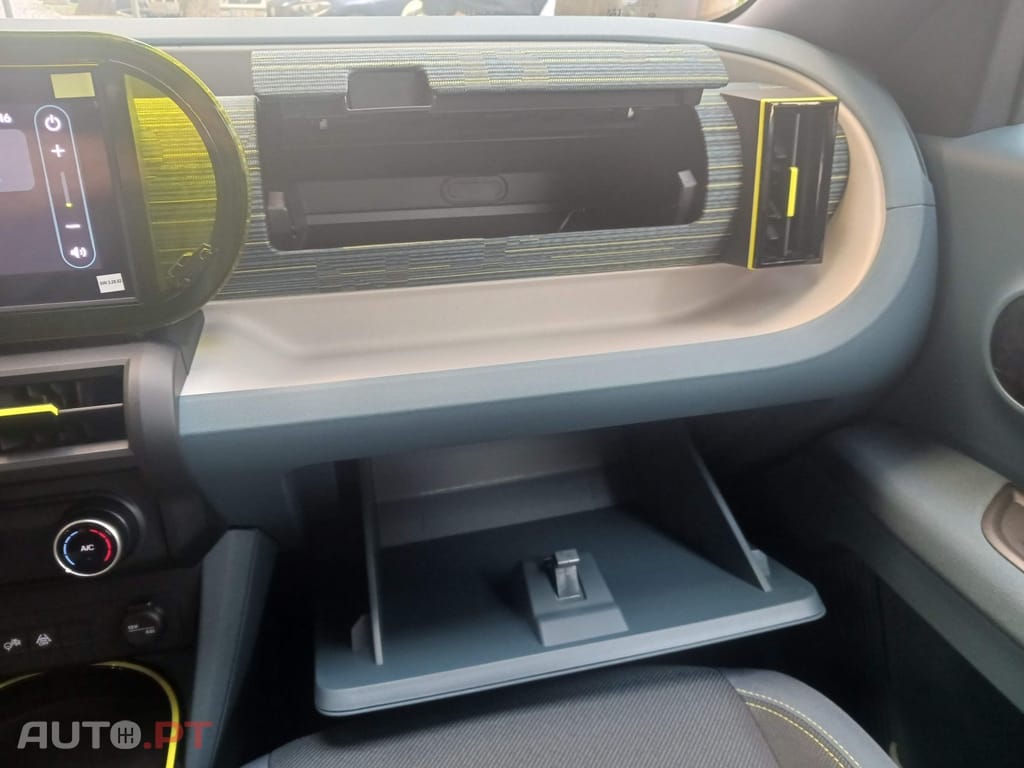 Fiat Grande Panda 1.2 Hybrid Icon eDCT