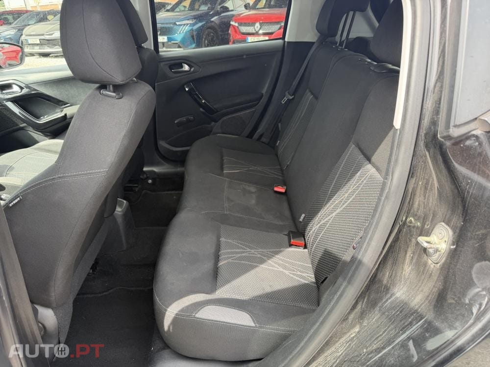 Peugeot 208 1.4 HDi Allure