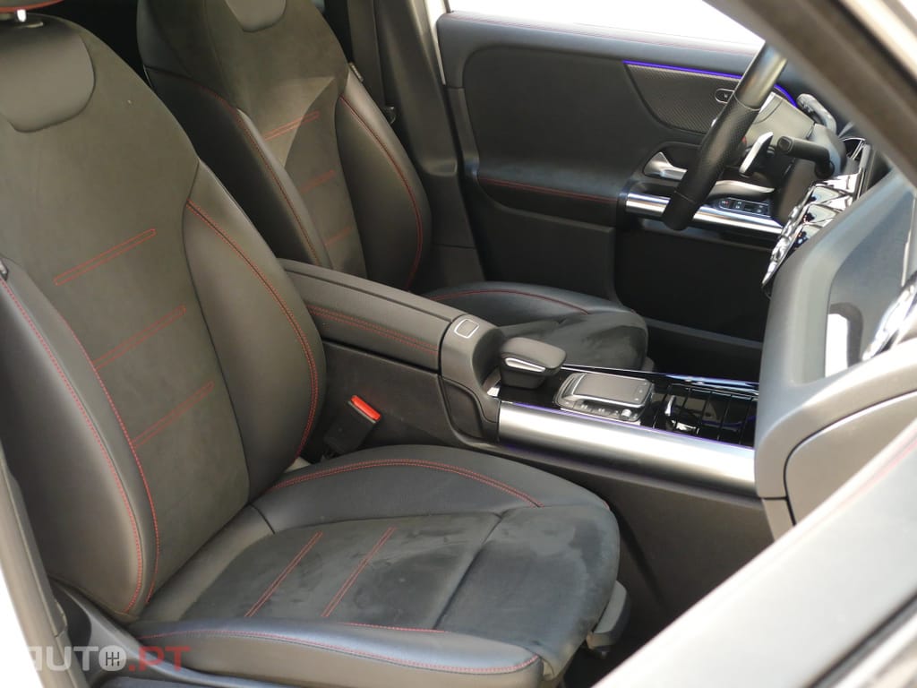 Mercedes-Benz GLA 250 e AMG Line