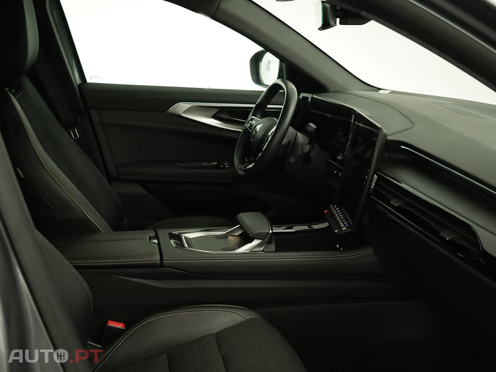 Renault Austral Austral 1.3 Mild Hybrid Iconic Auto