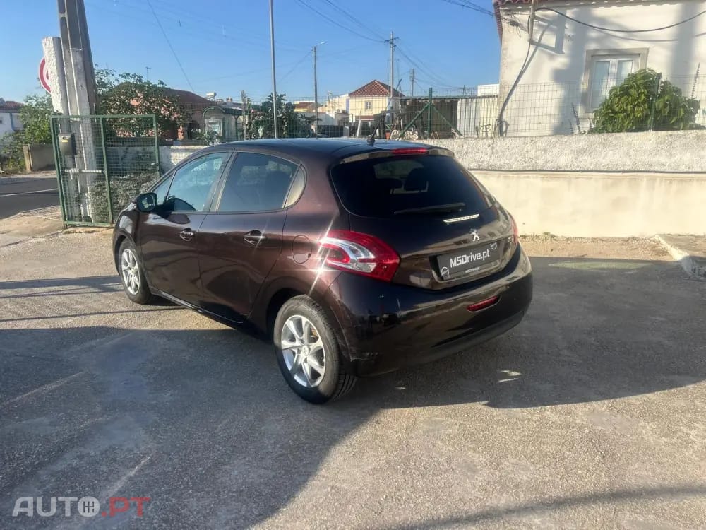 Peugeot 208 1.4 VTi Access