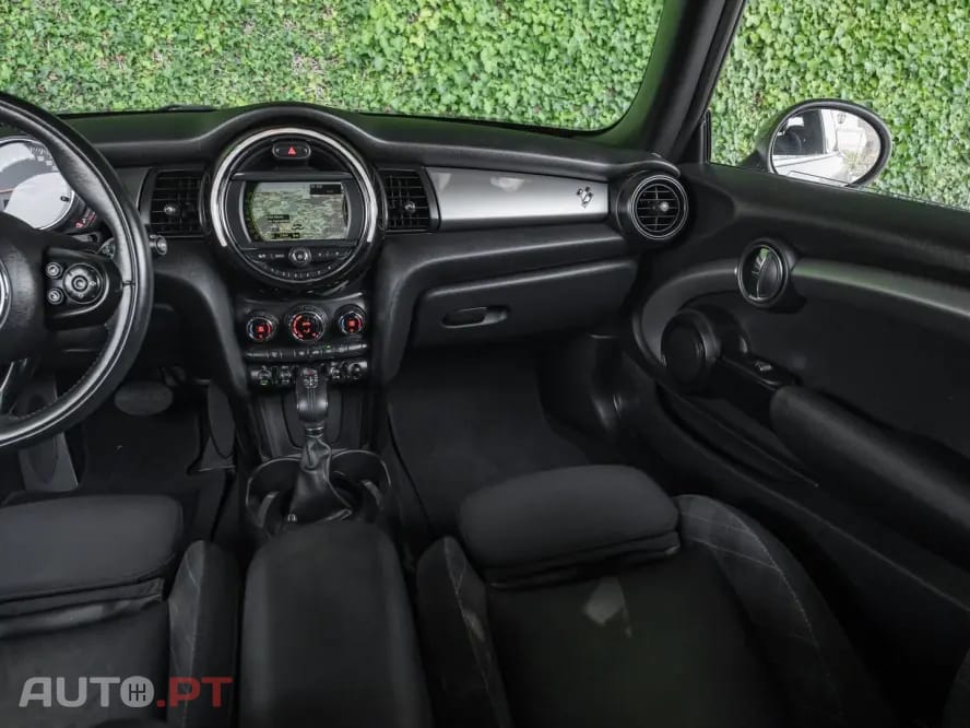 MINI Cooper Cooper Auto