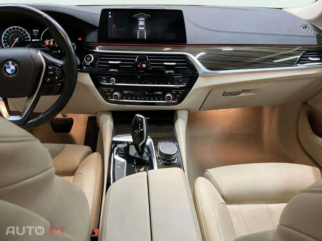 BMW 530 e iPerformance Line Luxury