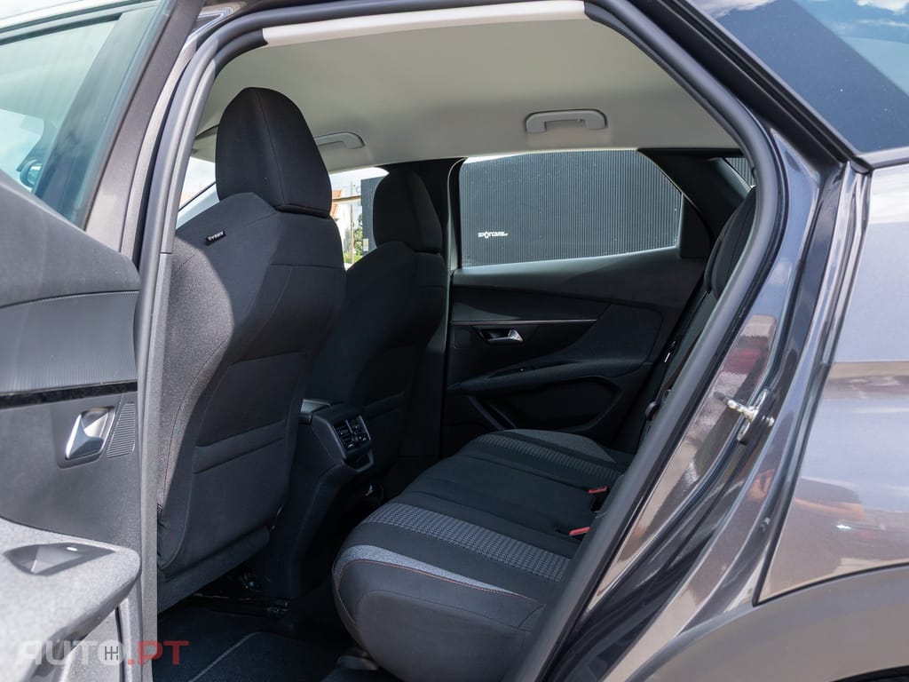 Peugeot 3008 1.5 BlueHDi Active Pack