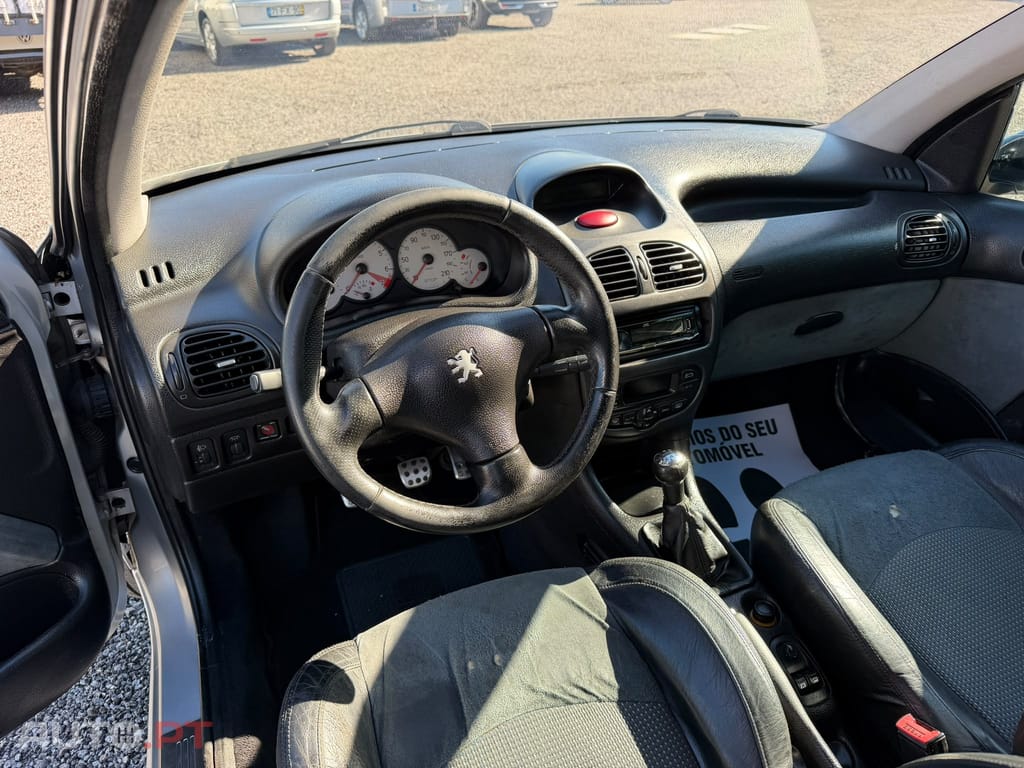 Peugeot 206 1.6 GTi