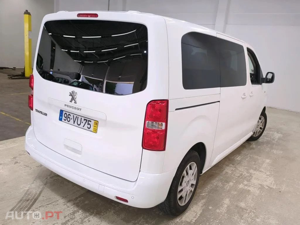Peugeot Traveller 1.5 BlueHDi L2H1 Business Standard