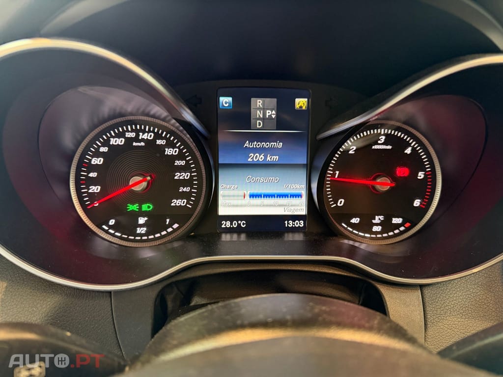 Mercedes-Benz C 180 D AVANTEGARDE