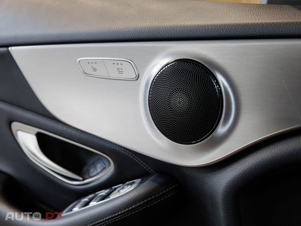 Mercedes-Benz C 220 d 9G-TRONIC AMG Line